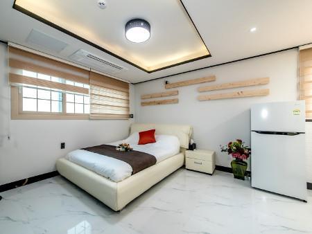 Jeju Skyhill Pension Σεογκουίπο Εξωτερικό φωτογραφία